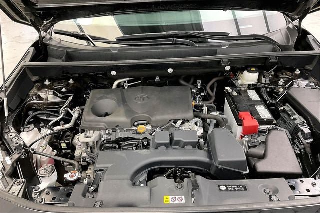 Used 2024 Toyota RAV4 XLE AWD/4WD image 28