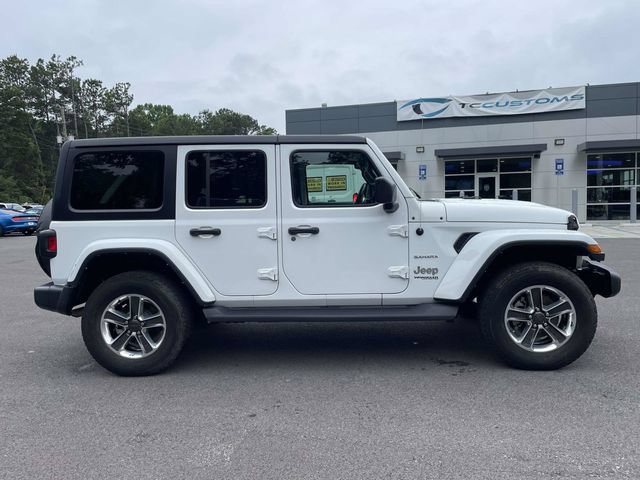 Used 2022 Jeep Wrangler Unlimited Sahara w/ Cold Weather Group AWD/4WD image 3