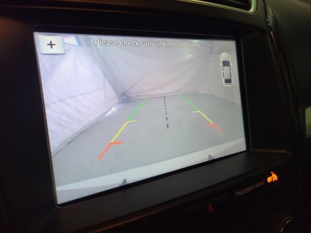 Used 2017 Ford Explorer XLT w/ Equipment Group 202A image 10