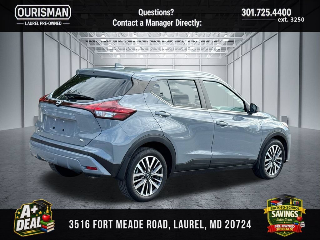 Used 2023 Nissan Kicks SV FWD image 3