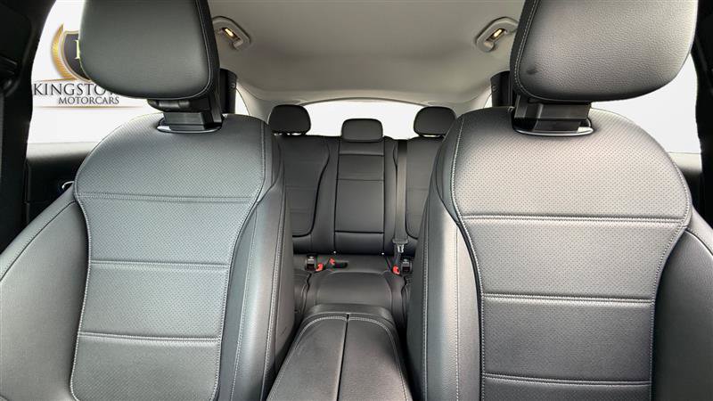 Used 2025 Mercedes-Benz GLC 350e 4MATIC image 23