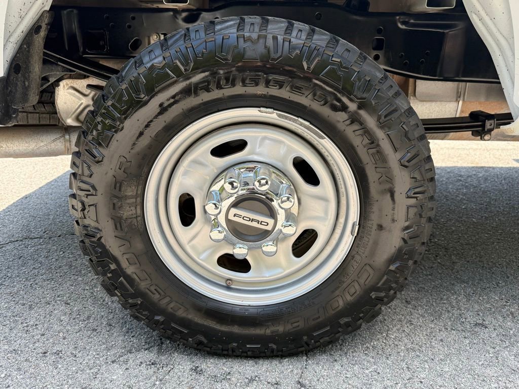 Used 2021 Ford F250 XL w/ Power Equipment Group AWD/4WD image 16