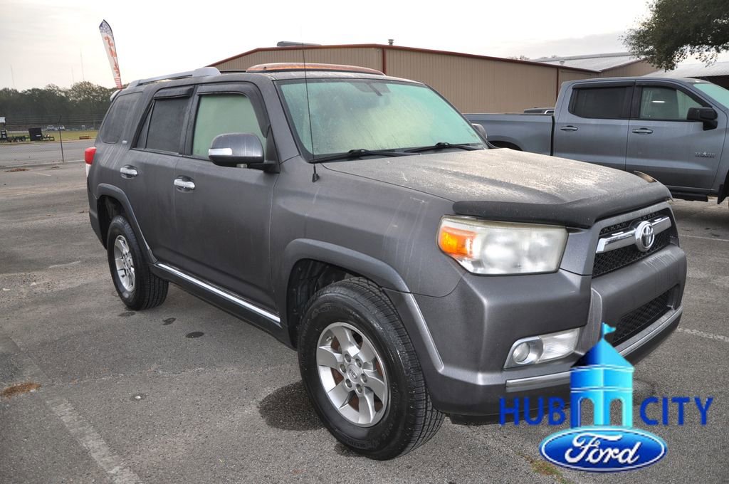 Used 2013 Toyota 4Runner SR5 w/ Convenience Pkg image 7