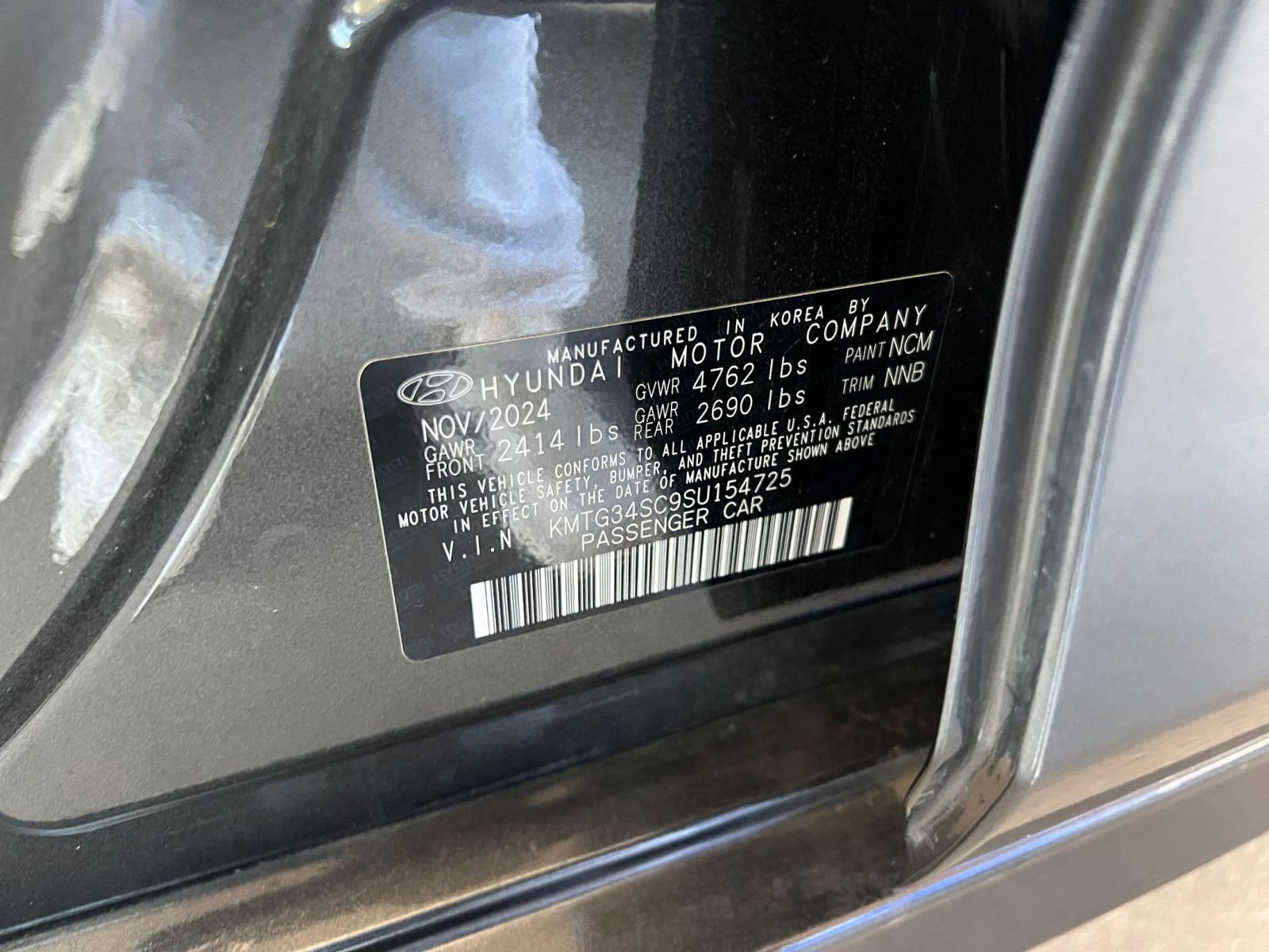 Used 2025 Genesis G70 2.5T image 29