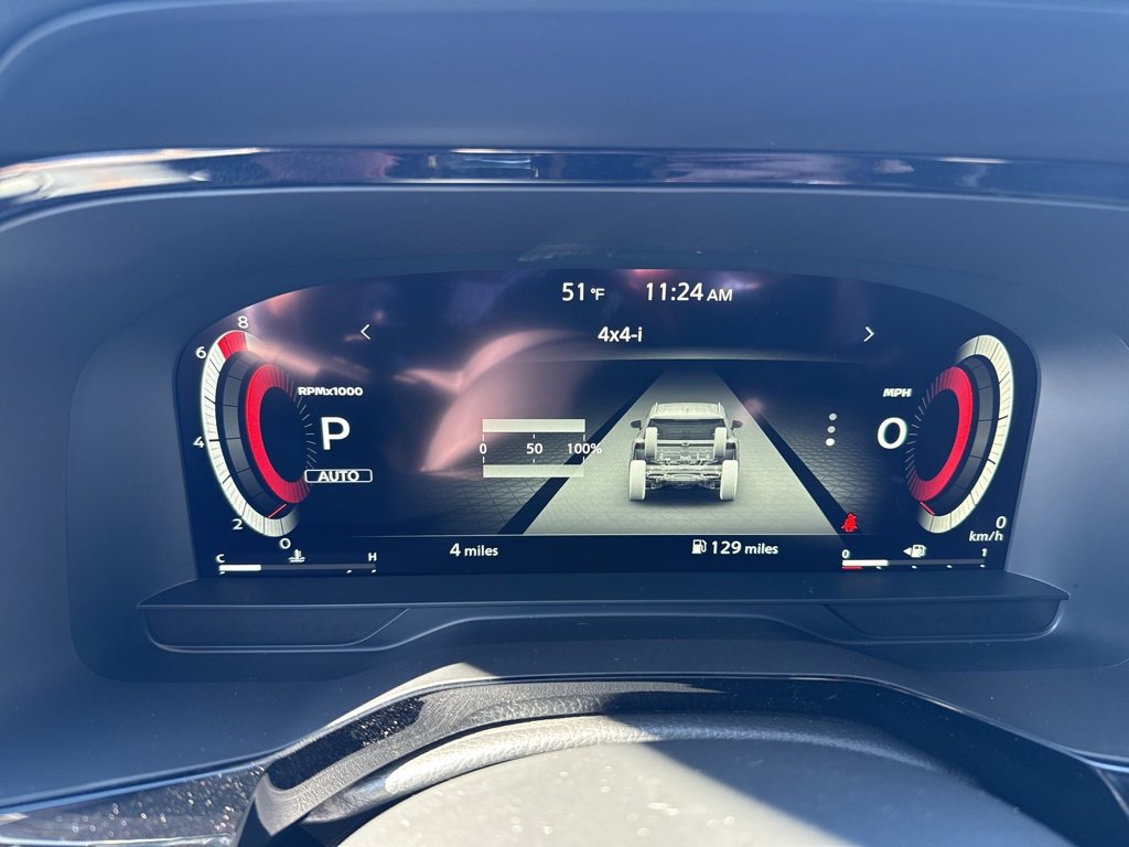 New 2025 Nissan Pathfinder Platinum w/ Black Appearance Package image 40