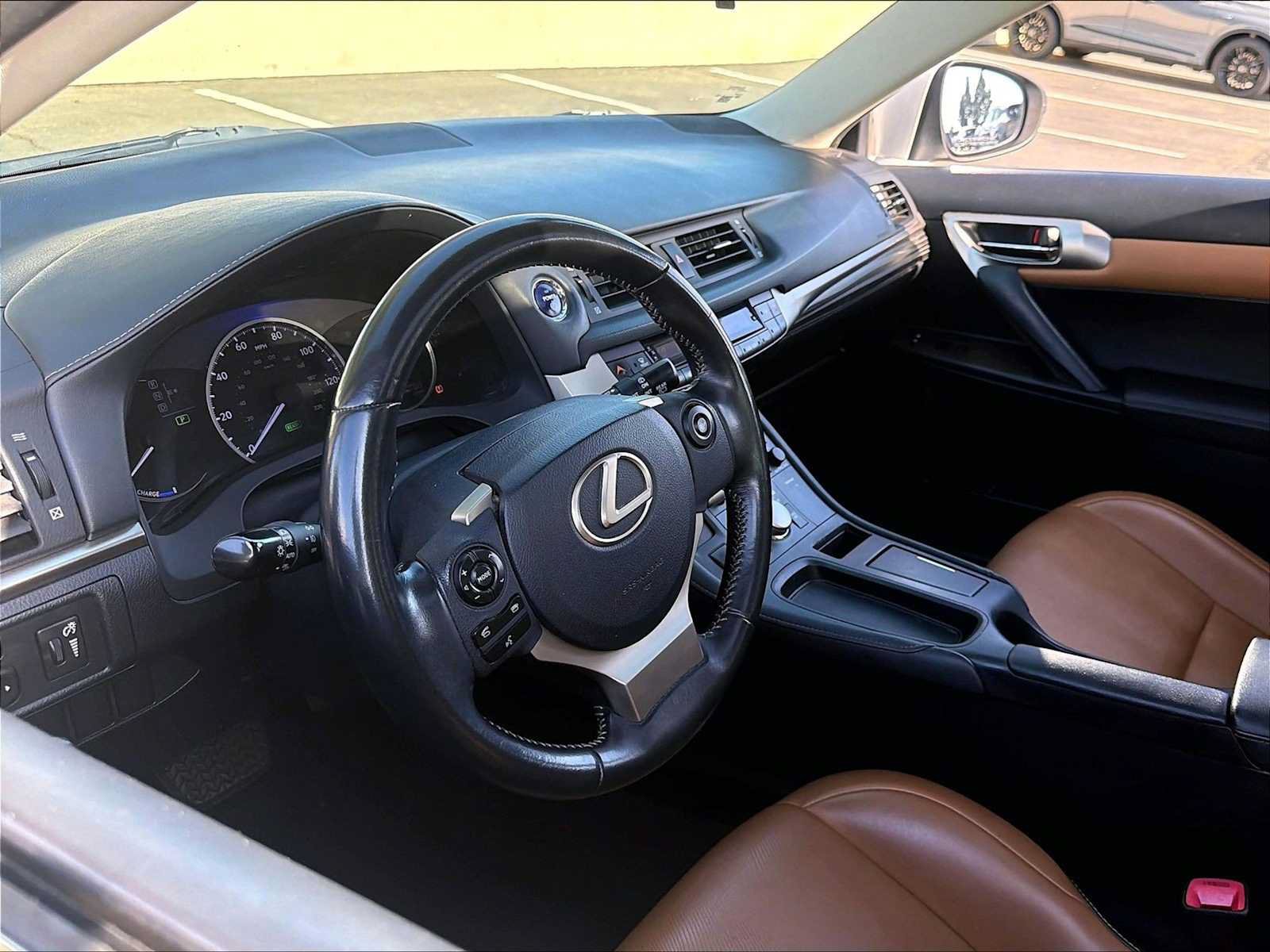 Used 2015 Lexus CT 200h FWD image 17
