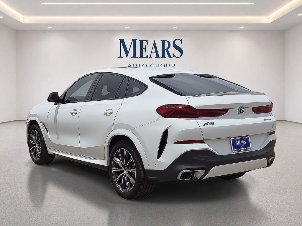 Used 2026 BMW X6 xDrive40i AWD/4WD image 3