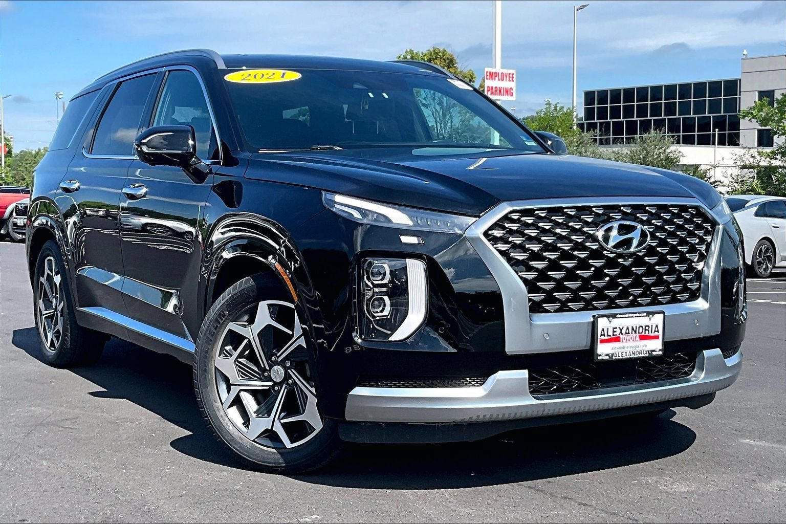 Used 2021 Hyundai Palisade Calligraphy AWD/4WD image 2