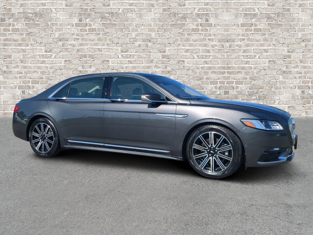 Used 2019 Lincoln Continental Reserve AWD/4WD image 1