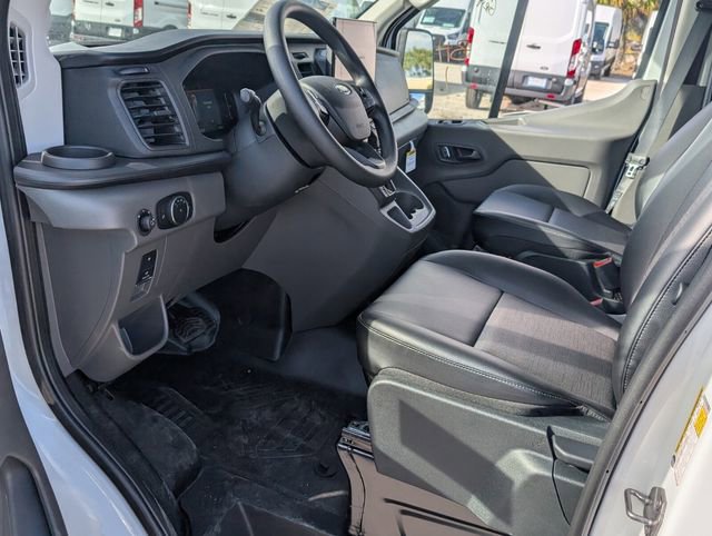 New 2026 Ford Transit 250 148 Medium Roof RWD image 5