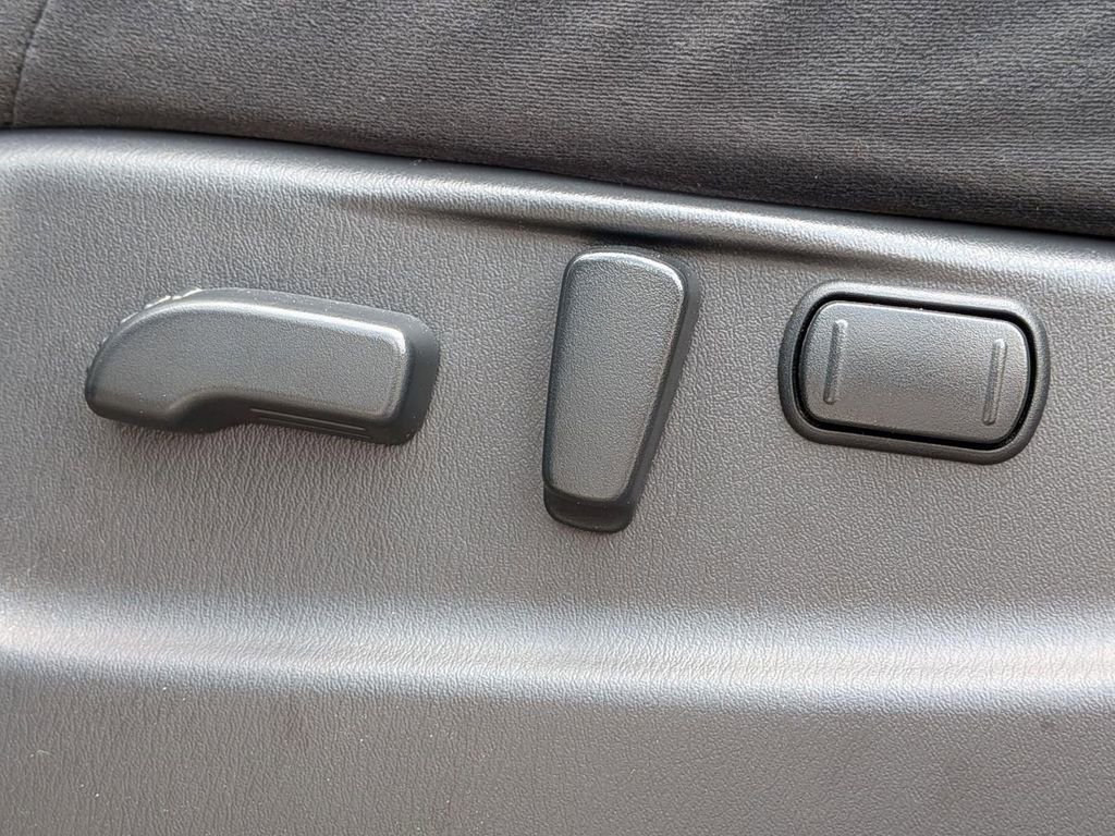 Used 2020 Nissan Armada SV w/ Driver Package image 13