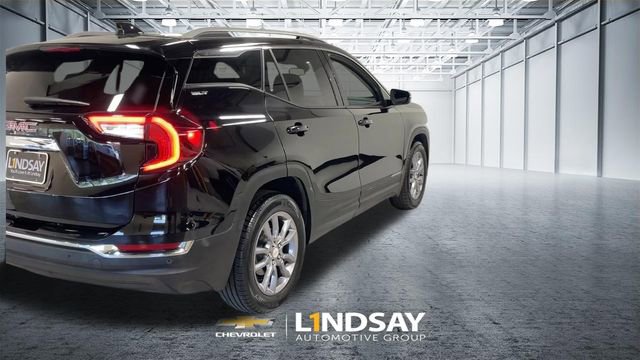 Used 2023 GMC Terrain SLT FWD image 9