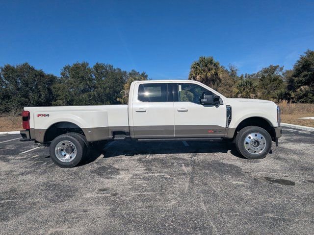 New 2026 Ford F450 King Ranch w/ FX4 Off-Road Package image 4