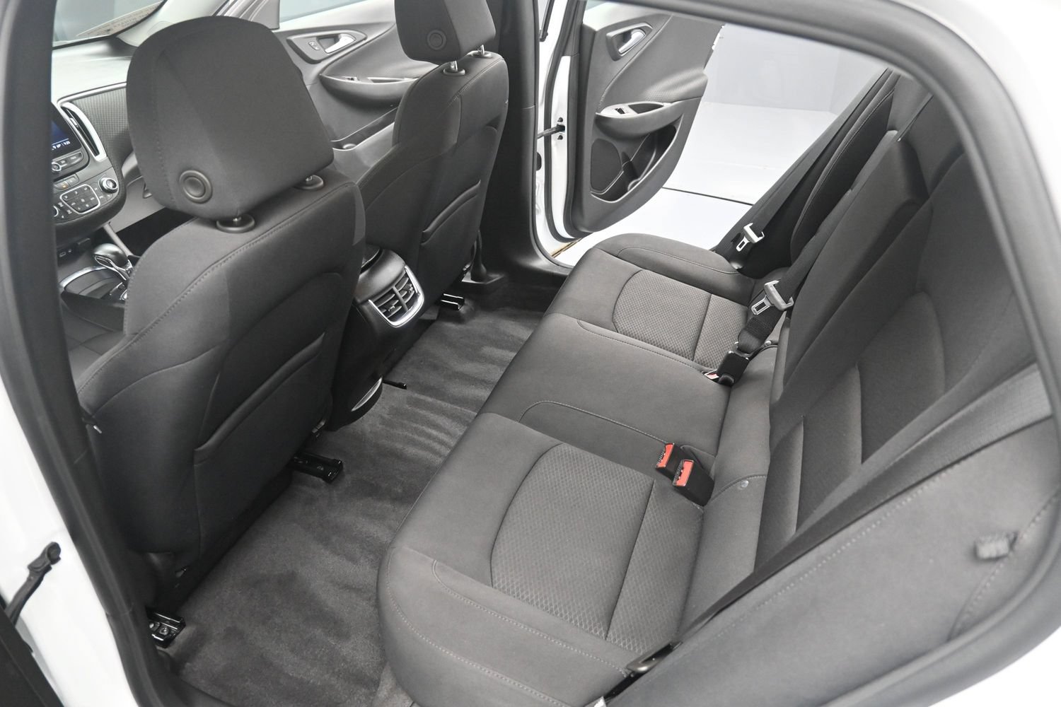 Used 2022 Chevrolet Malibu LT w/ Redline Edition FWD image 35