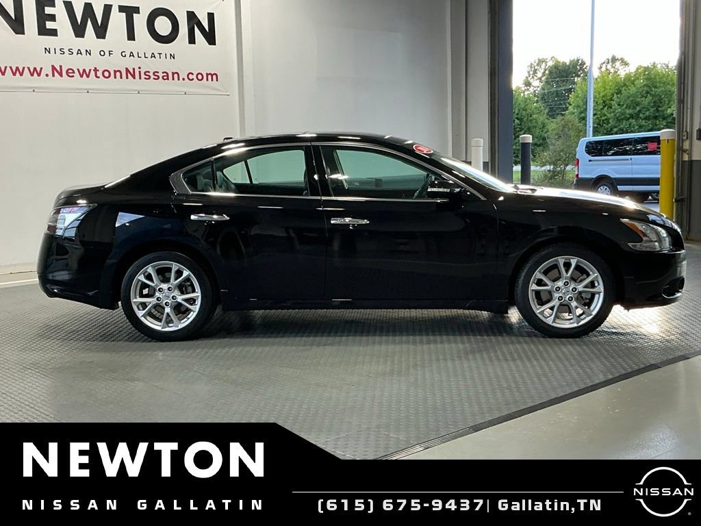 Used 2014 Nissan Maxima 3.5 SV w/ Premium Package FWD image 4