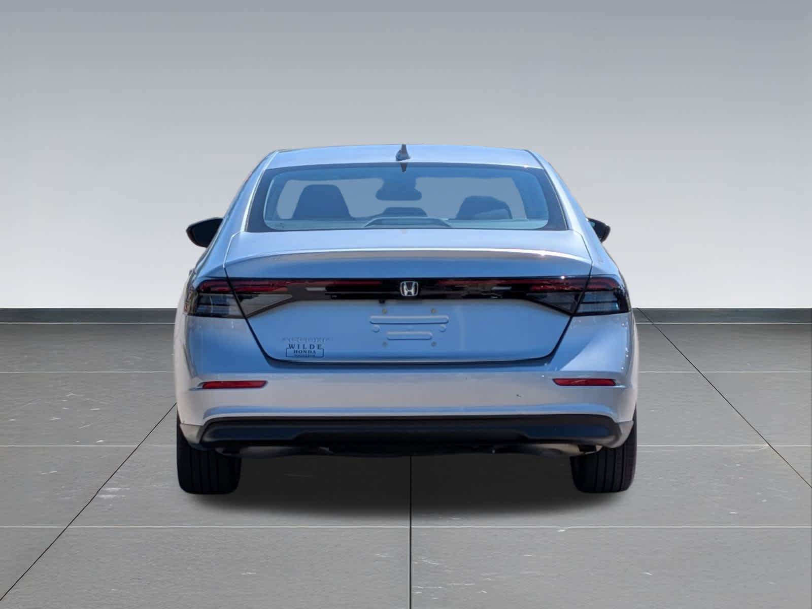 Certified 2025 Honda Accord LX image 4
