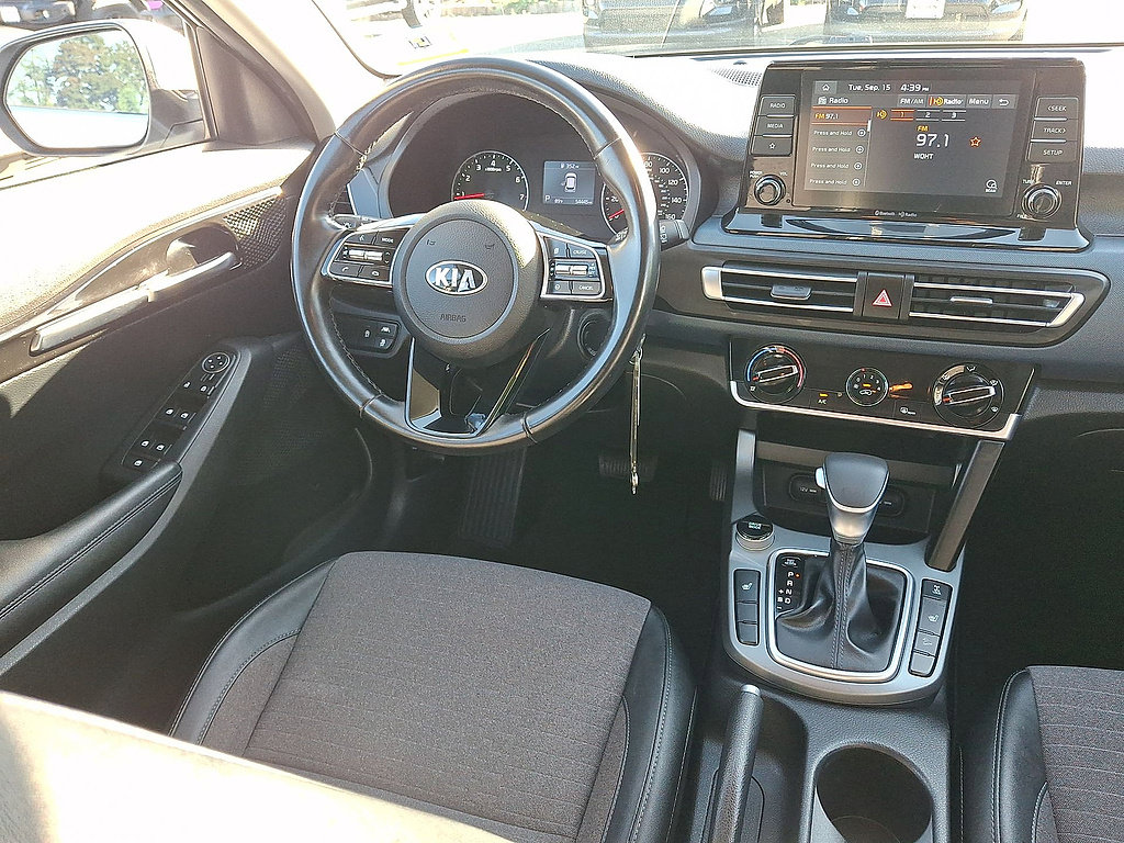 Used 2021 Kia Seltos S AWD/4WD image 15