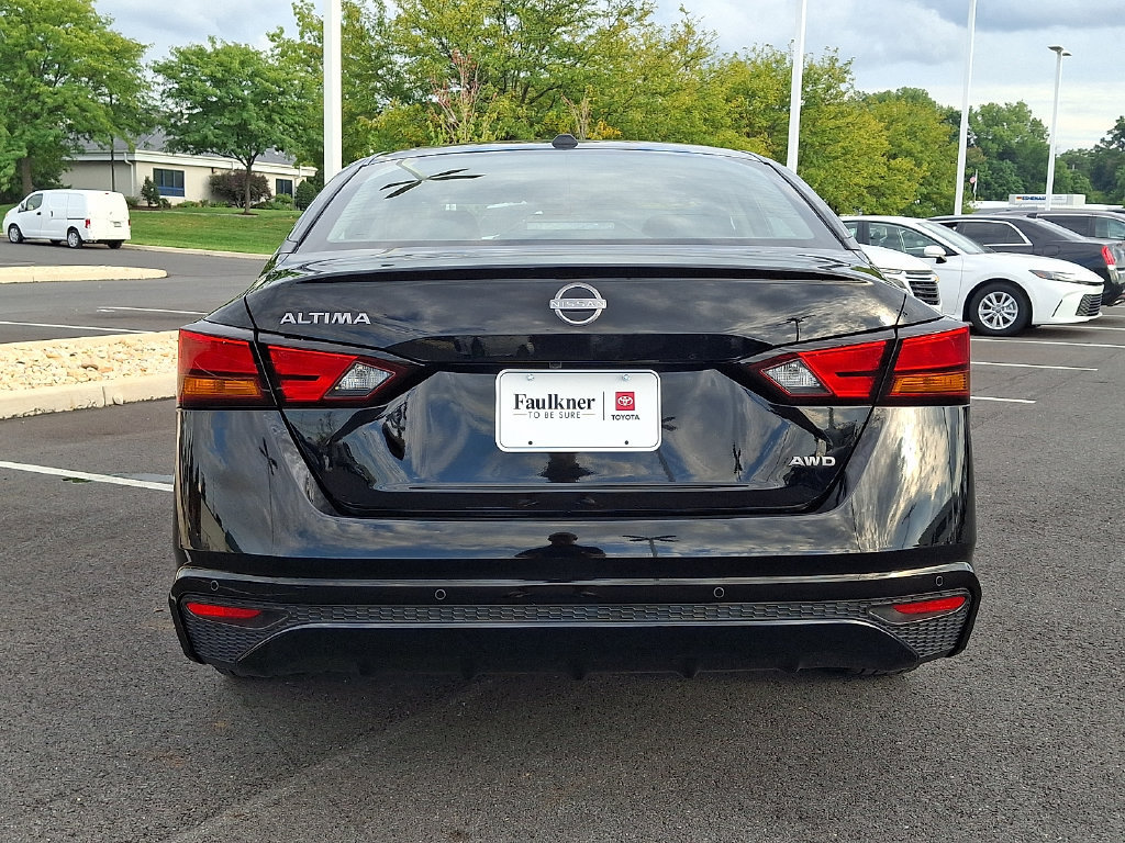 Used 2025 Nissan Altima 2.5 SV AWD/4WD image 5