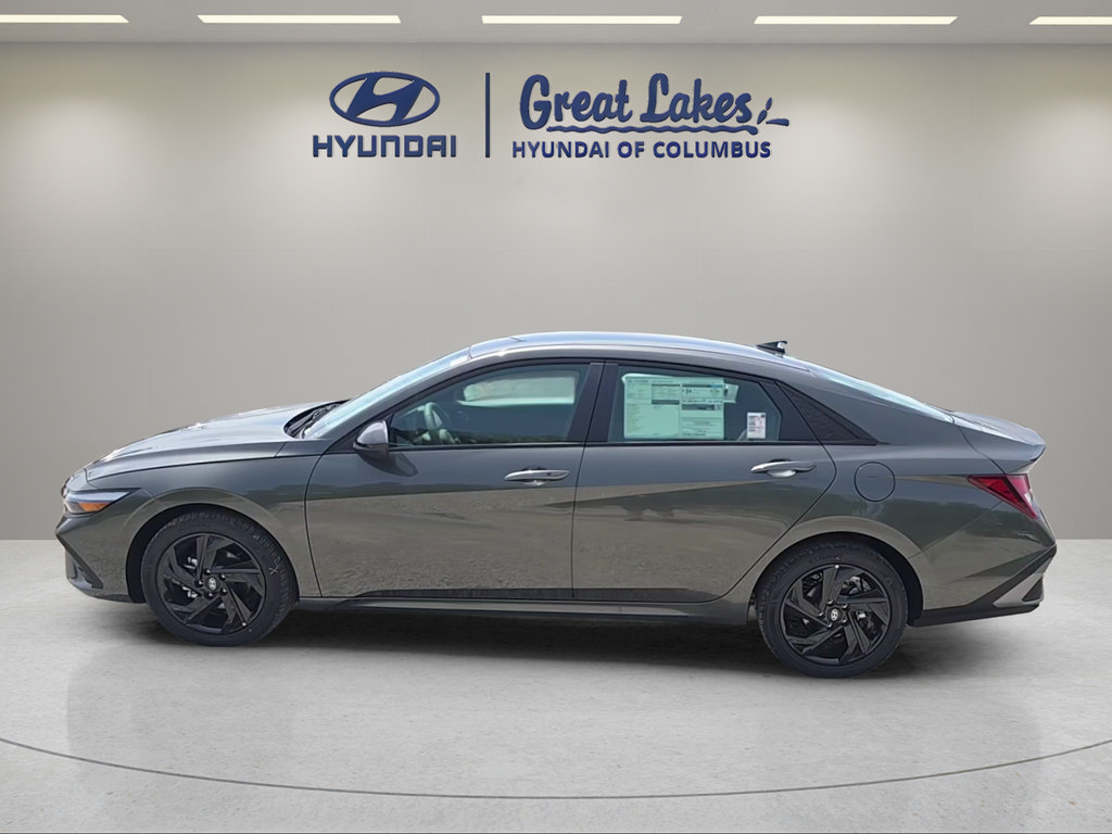 New 2026 Hyundai Elantra Sport FWD image 2