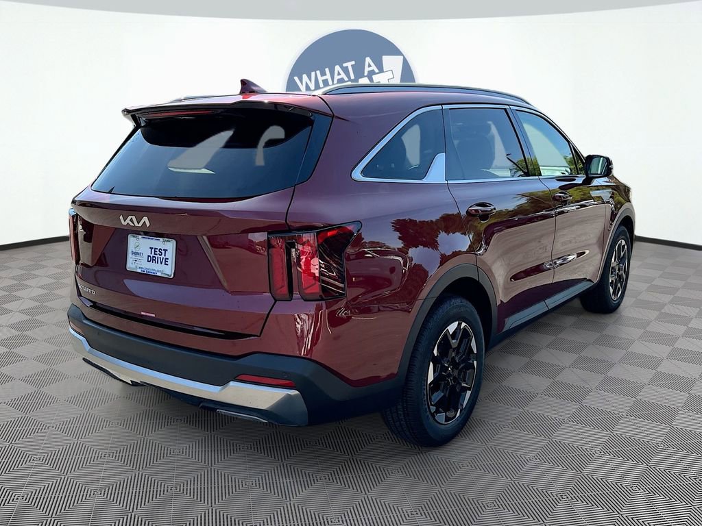 Certified 2025 Kia Sorento S w/ Panoramic Sunroof Package FWD image 6