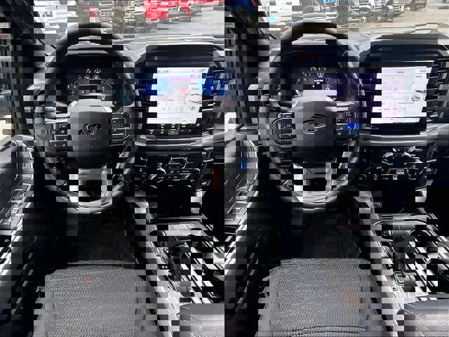 Used 2025 Ford F150 XLT w/ Equipment Group 301A Standard image 5