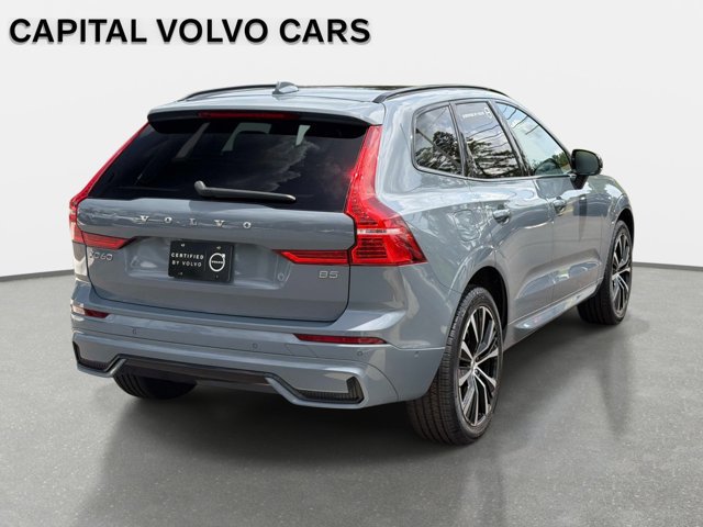 Used 2023 Volvo XC60 B5 Plus w/ Climate Package FWD image 5