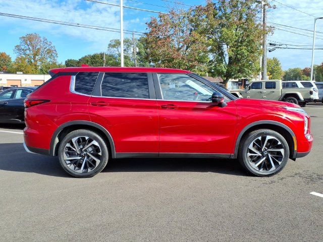 Used 2022 Mitsubishi Outlander SE FWD image 7