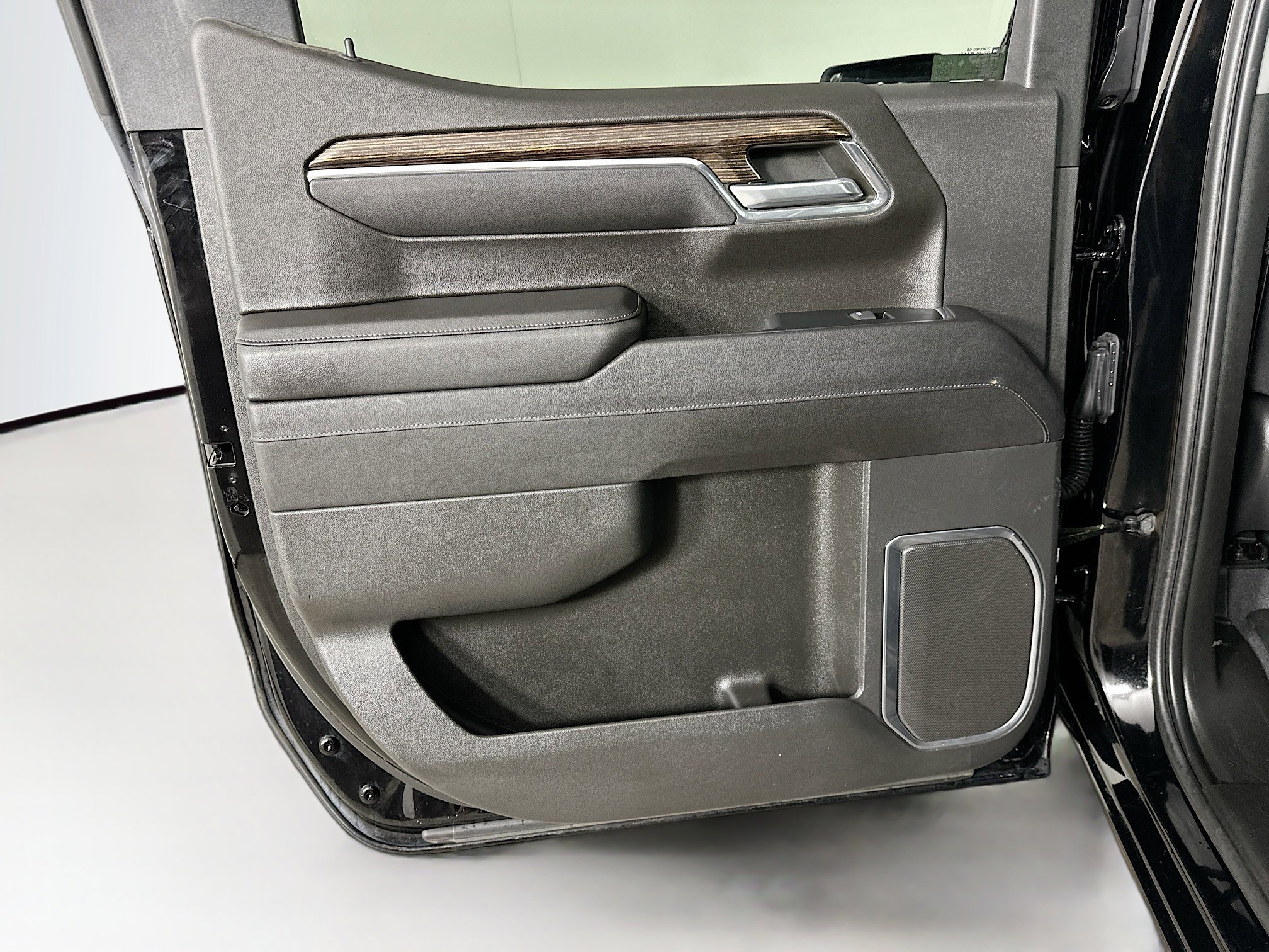 Used 2023 GMC Sierra 1500 Elevation image 26