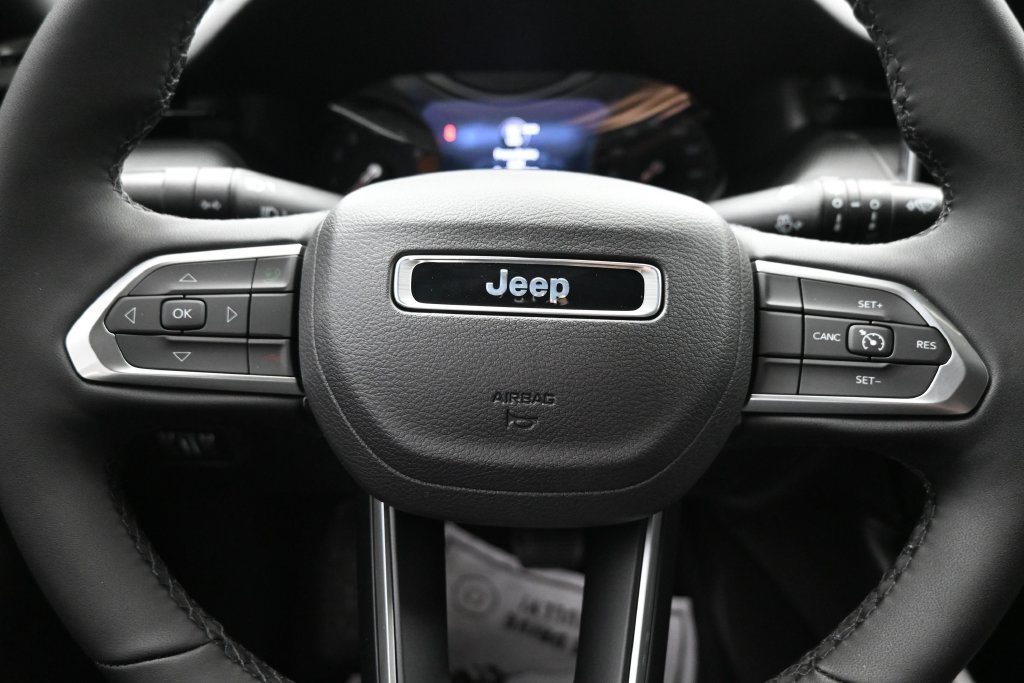 New 2026 Jeep Compass Latitude AWD/4WD image 6