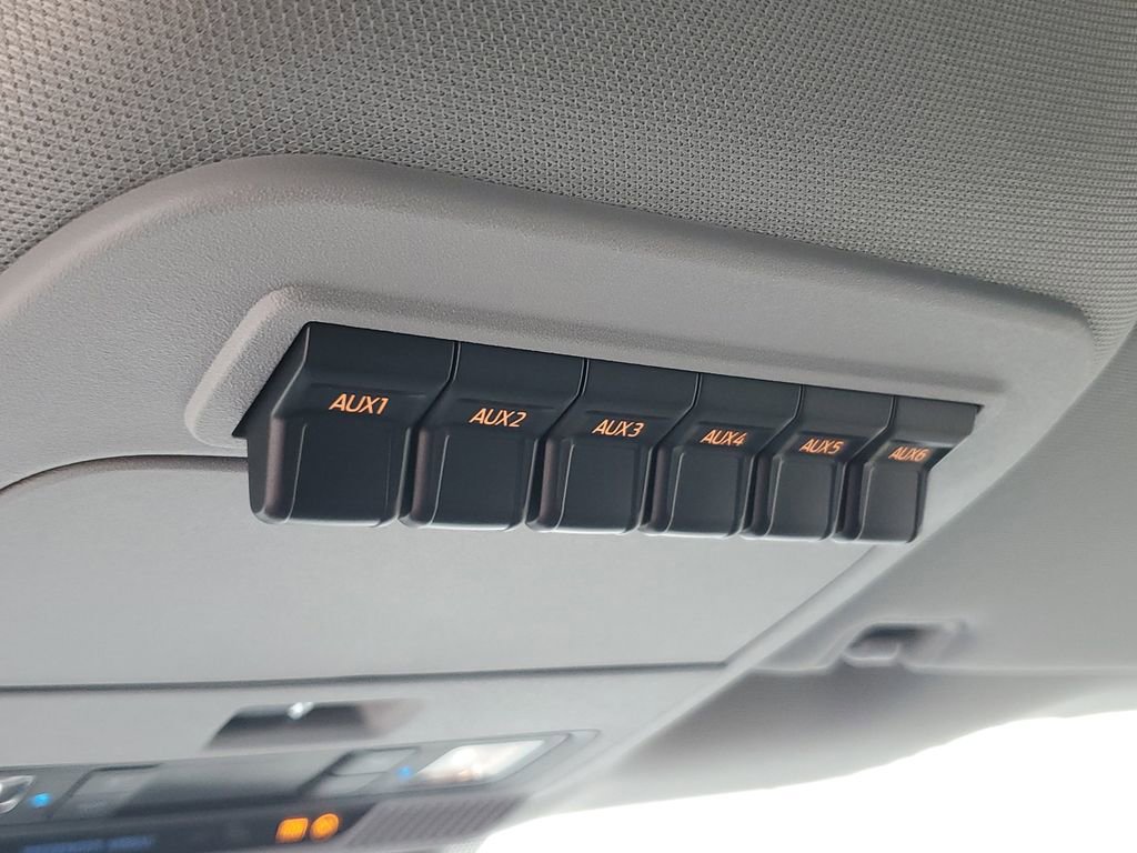 New 2026 Ford F350 4x4 Crew Cab Super Duty image 31