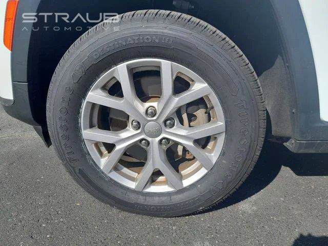 Used 2021 Jeep Grand Cherokee L Limited AWD/4WD image 9