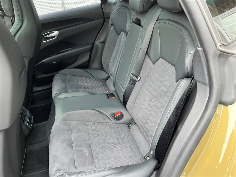 Used 2024 Audi e-tron GT Prestige w/ Prestige Package AWD/4WD image 20