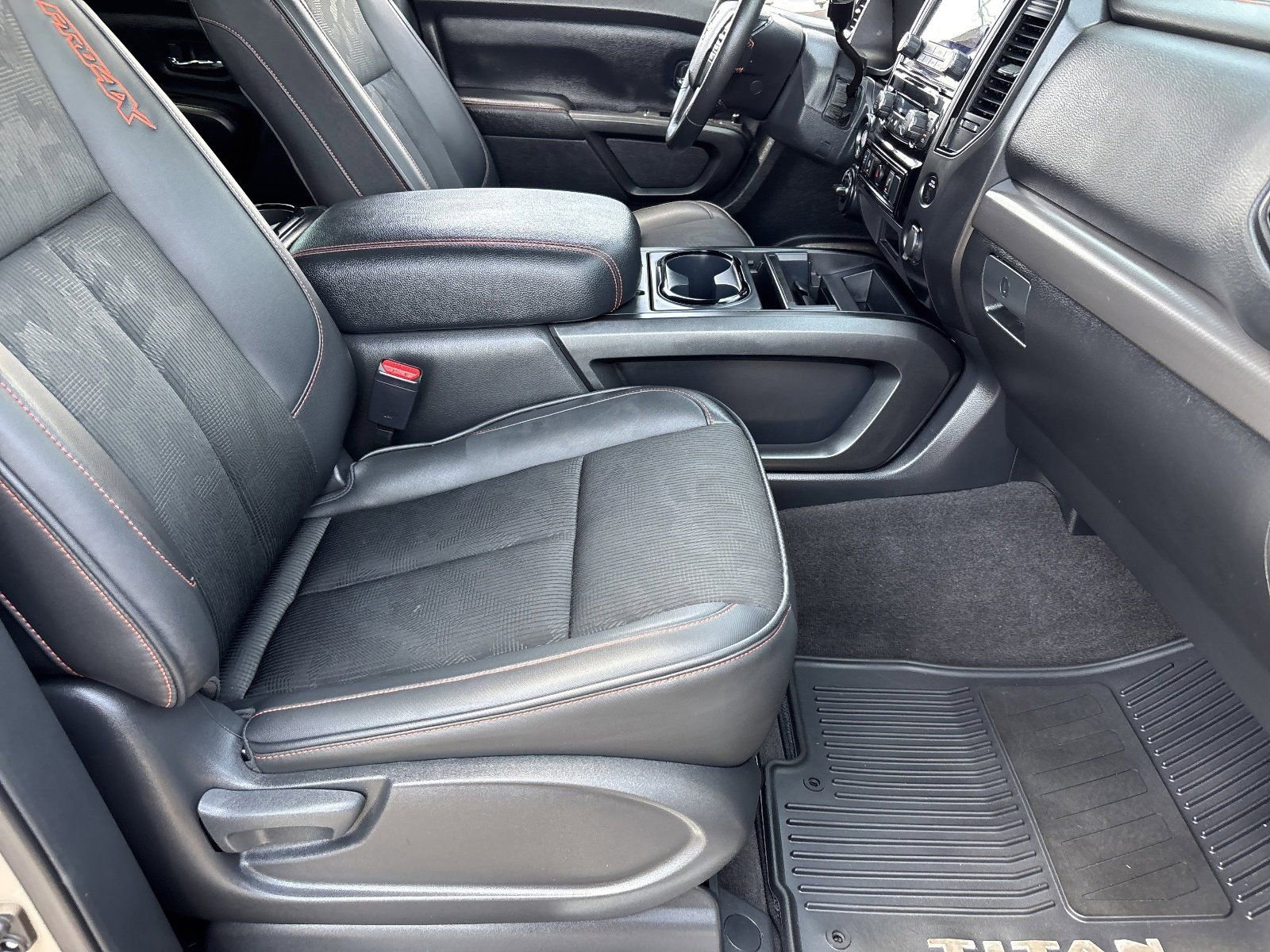 Used 2021 Nissan Titan PRO-4X w/ Off Road Protection Package AWD/4WD image 11