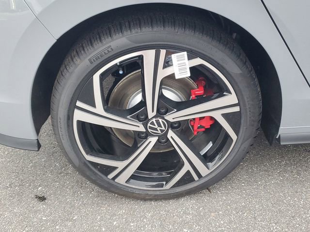New 2026 Volkswagen GTI SE FWD image 5