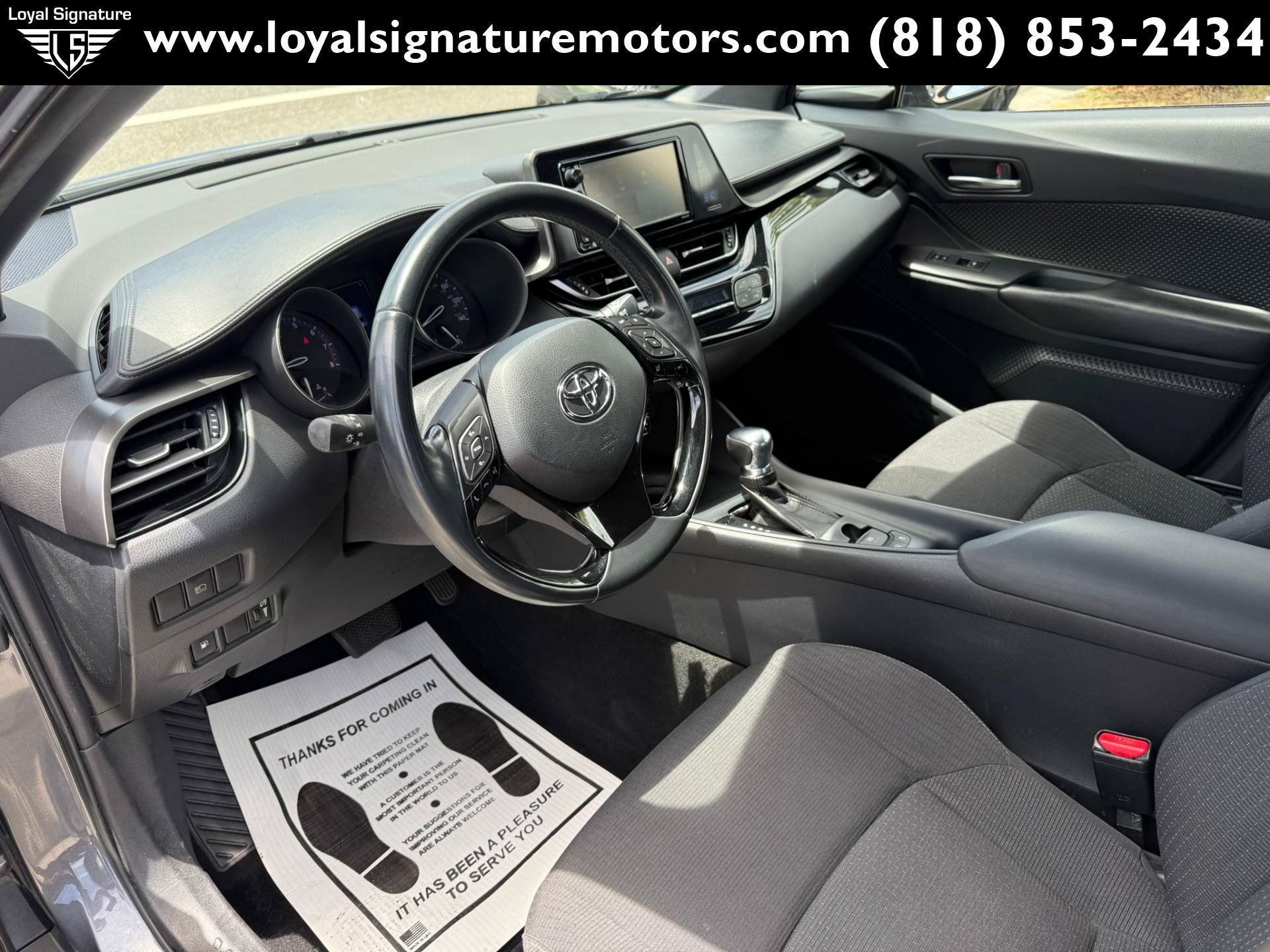 Used 2018 Toyota C-HR XLE FWD image 16