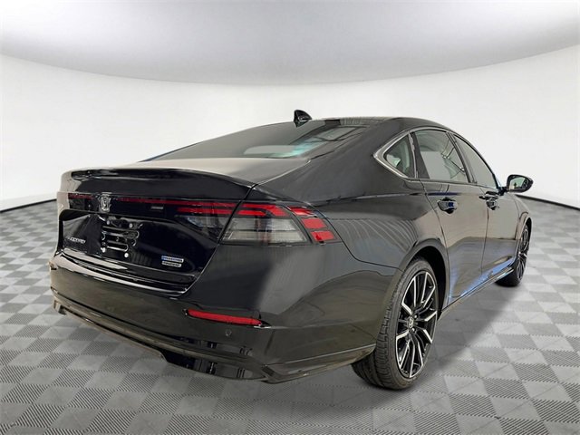 New 2025 Honda Accord Touring image 6