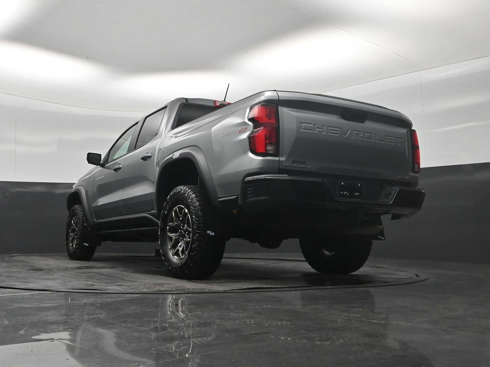 Used 2024 Chevrolet Colorado ZR2 w/ ZR2 Convenience Package III AWD/4WD image 22
