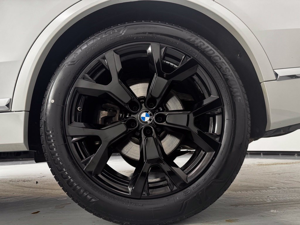 Certified 2023 BMW X7 xDrive40i w/ Executive Package AWD/4WD image 12