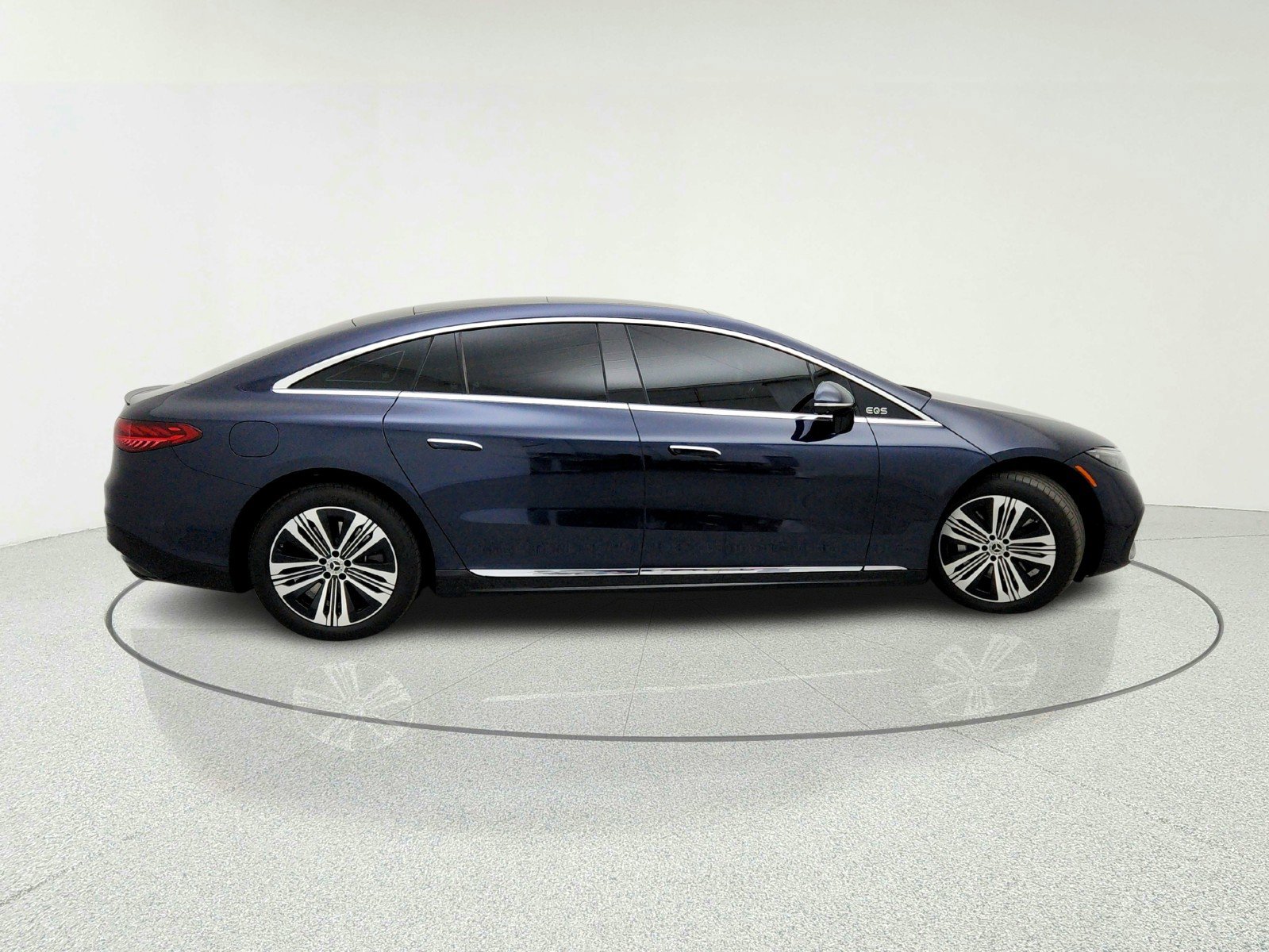 Used 2025 Mercedes-Benz EQS 450+ Sedan image 7