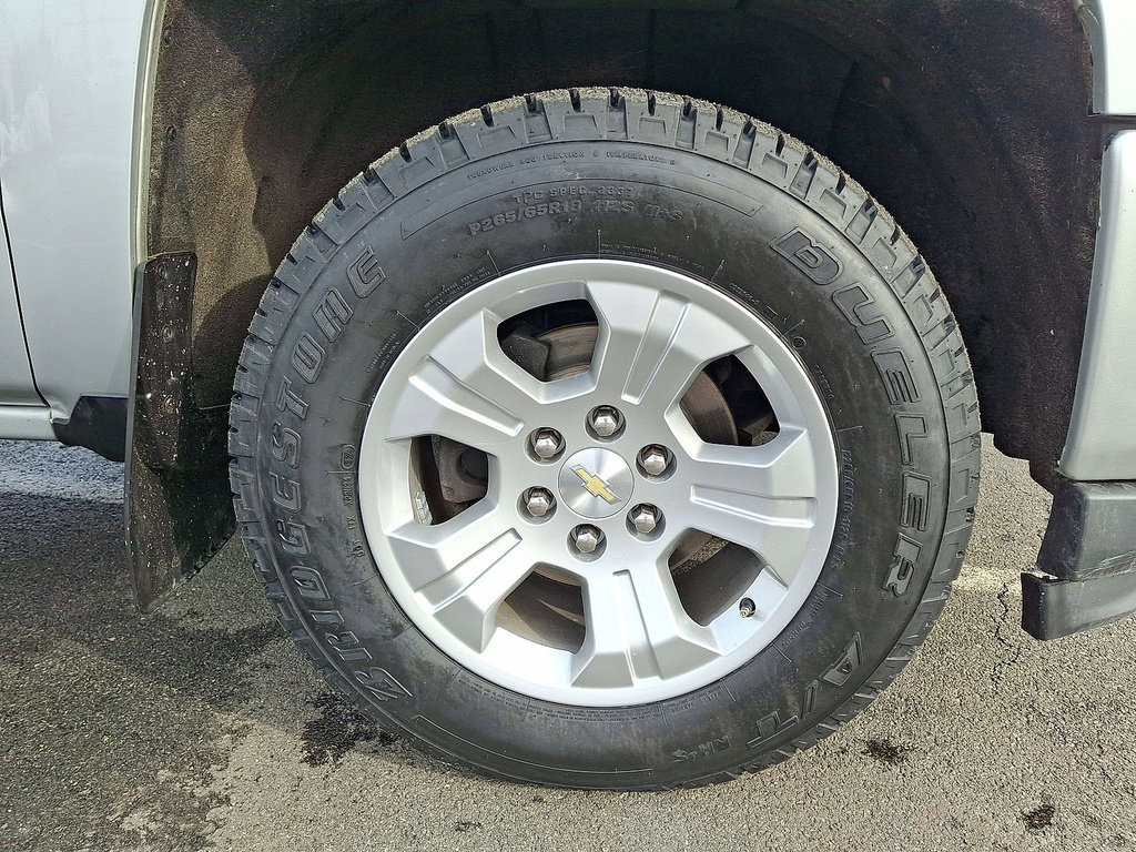 Used 2018 Chevrolet Silverado 1500 LT w/ All Star Edition image 27