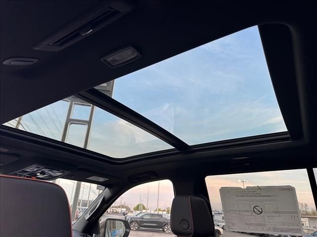 New 2026 GMC Yukon AT4 image 24