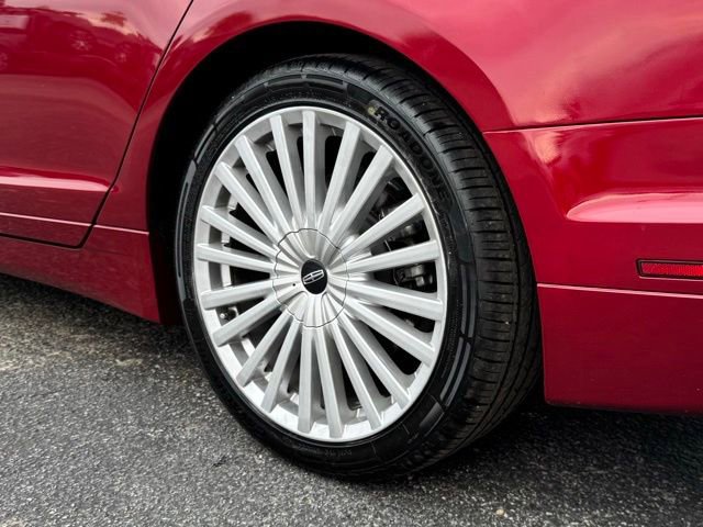 Used 2017 Lincoln MKZ Reserve image 23