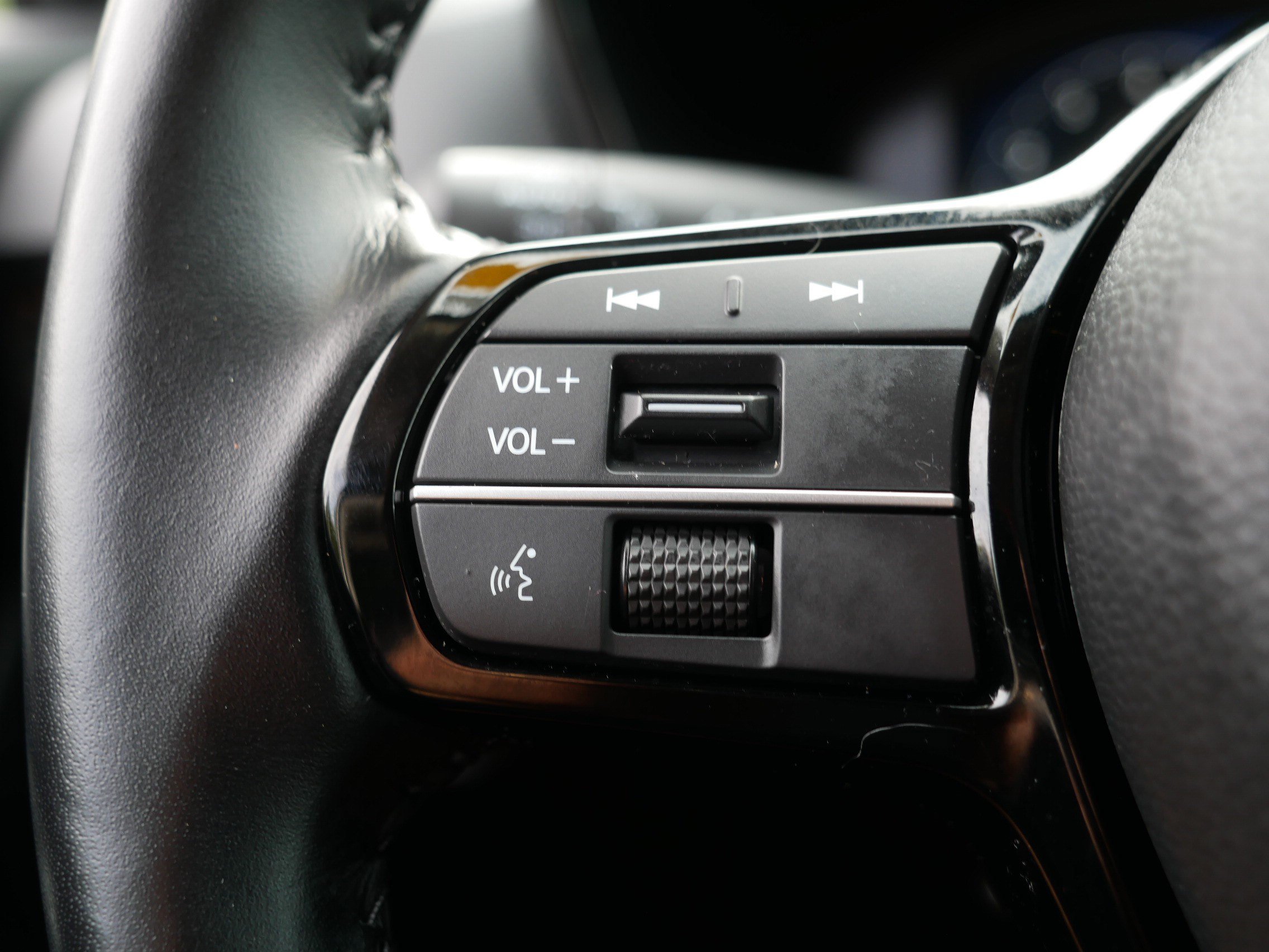 Used 2026 Honda CR-V EX-L image 28