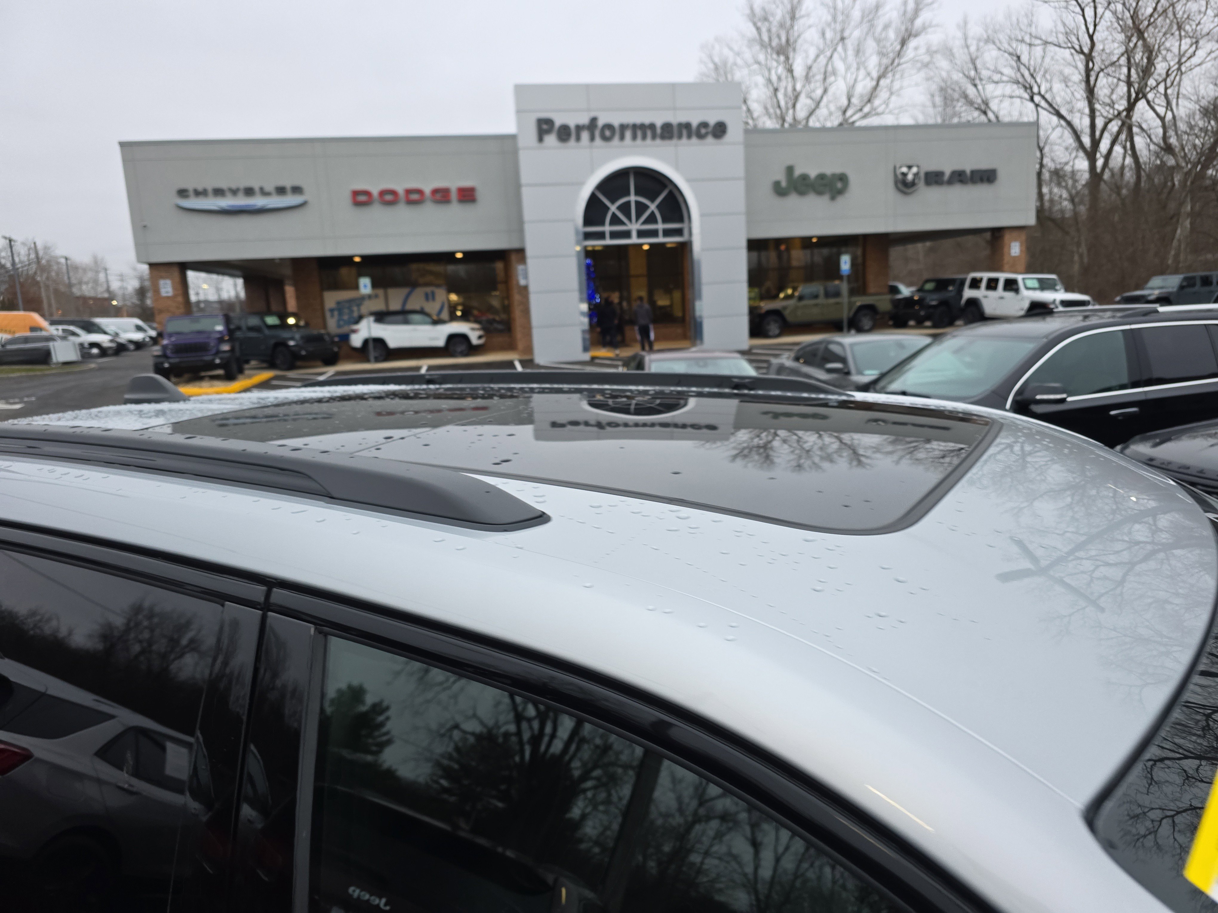 New 2025 Jeep Grand Cherokee Limited w/ Luxury Tech Group II image 30