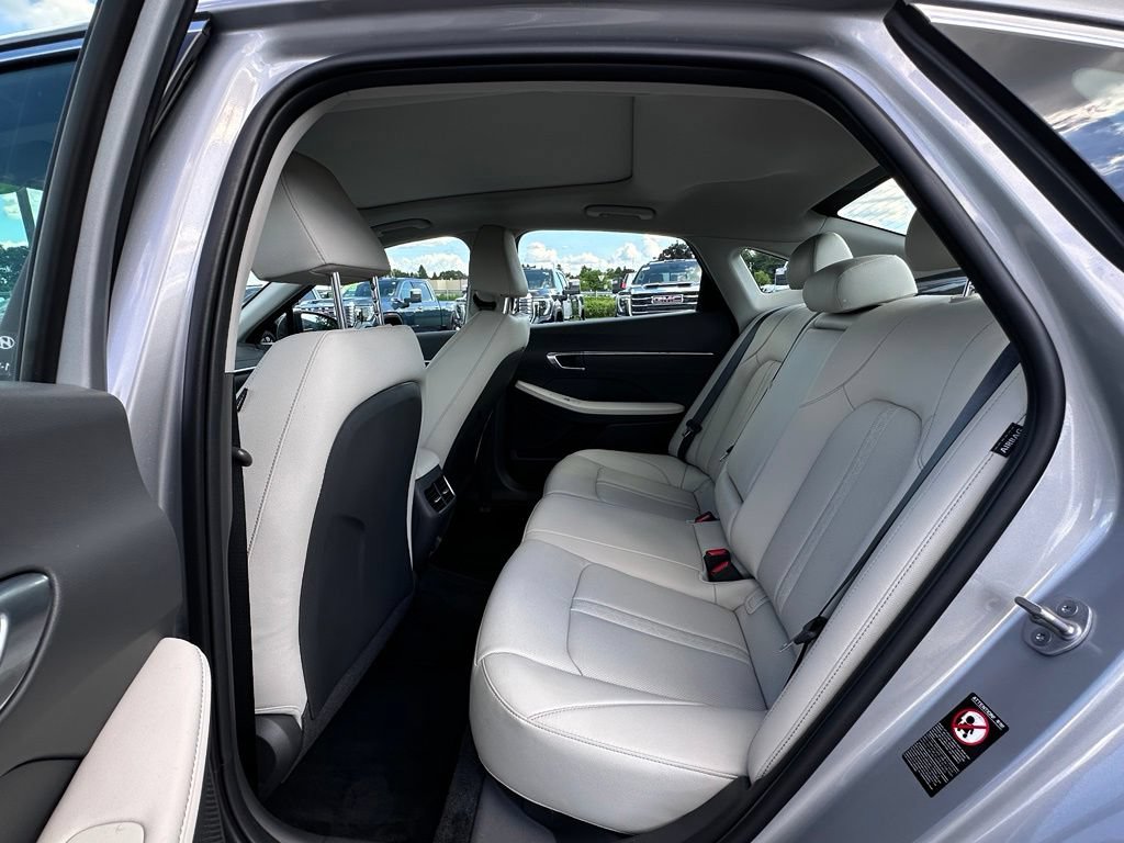 Used 2023 Hyundai Sonata Limited FWD image 25