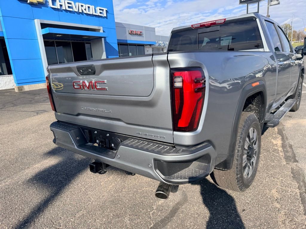 New 2026 GMC Sierra 2500 Denali w/ Denali Reserve Package image 7