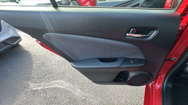 Used 2022 Toyota Prius Prime LE image 28