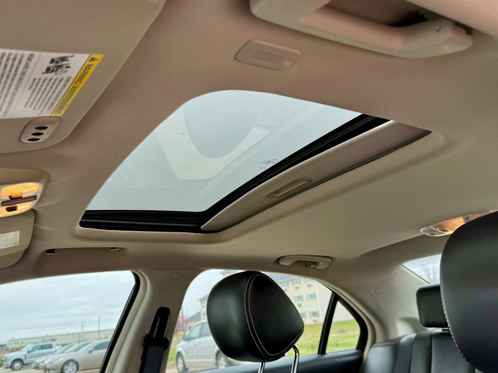 Used 2012 Ford Fusion SEL image 26