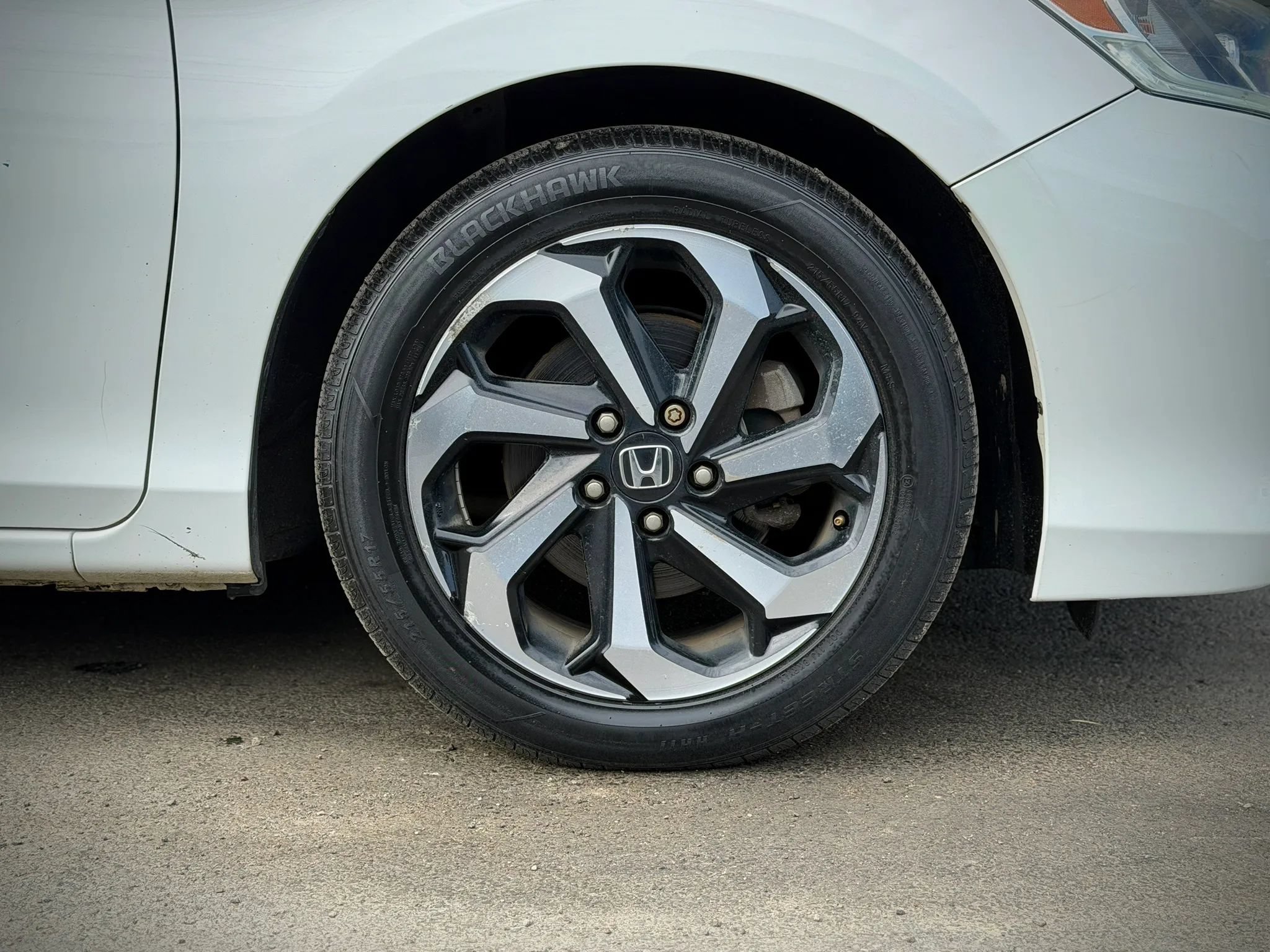Used 2017 Honda Accord EX-L image 22