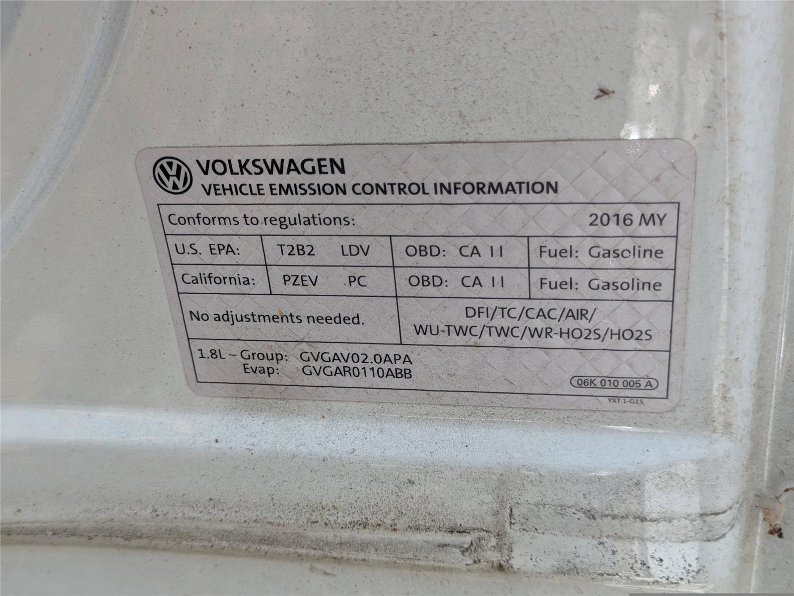 Used 2016 Volkswagen Golf SE w/ Lighting Package image 34